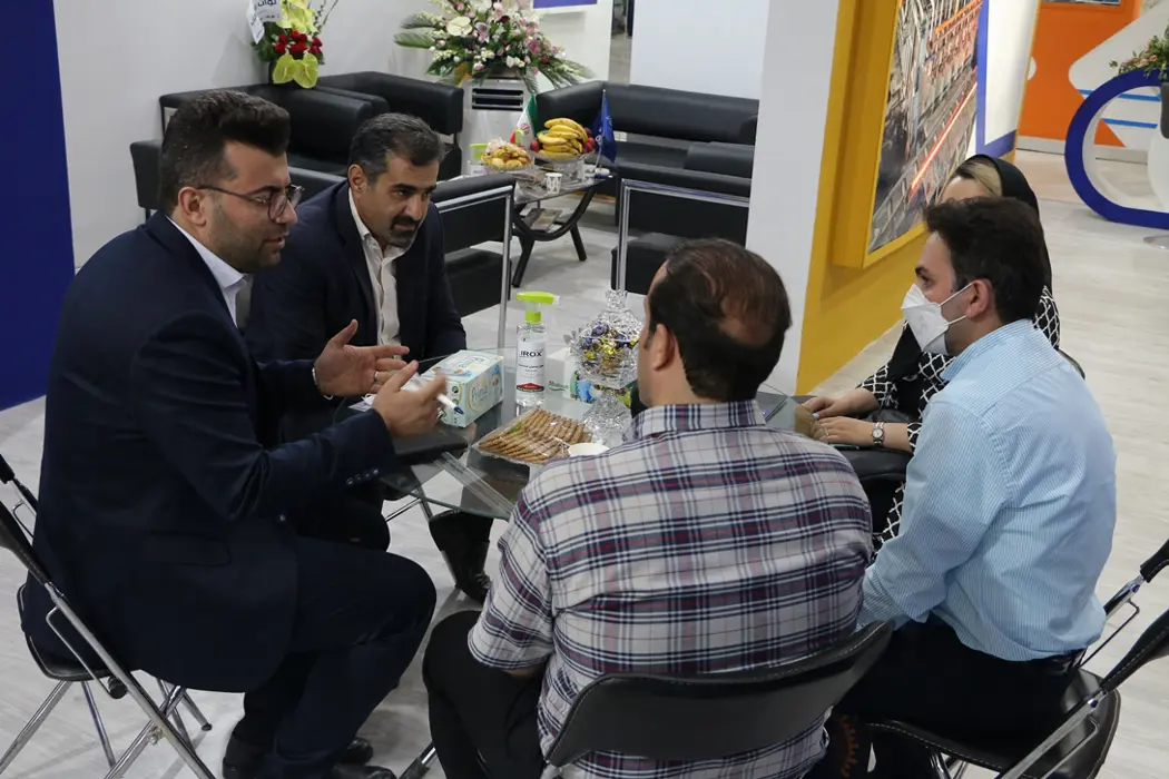 غرفه مجتمع فولادصائب تبریزدر هجدهمین نمایشگاه متافوند میزبان بازدیدکنندگان و تامین کنندگان میباشد. »باافتخار میزبان شما هستیم«
