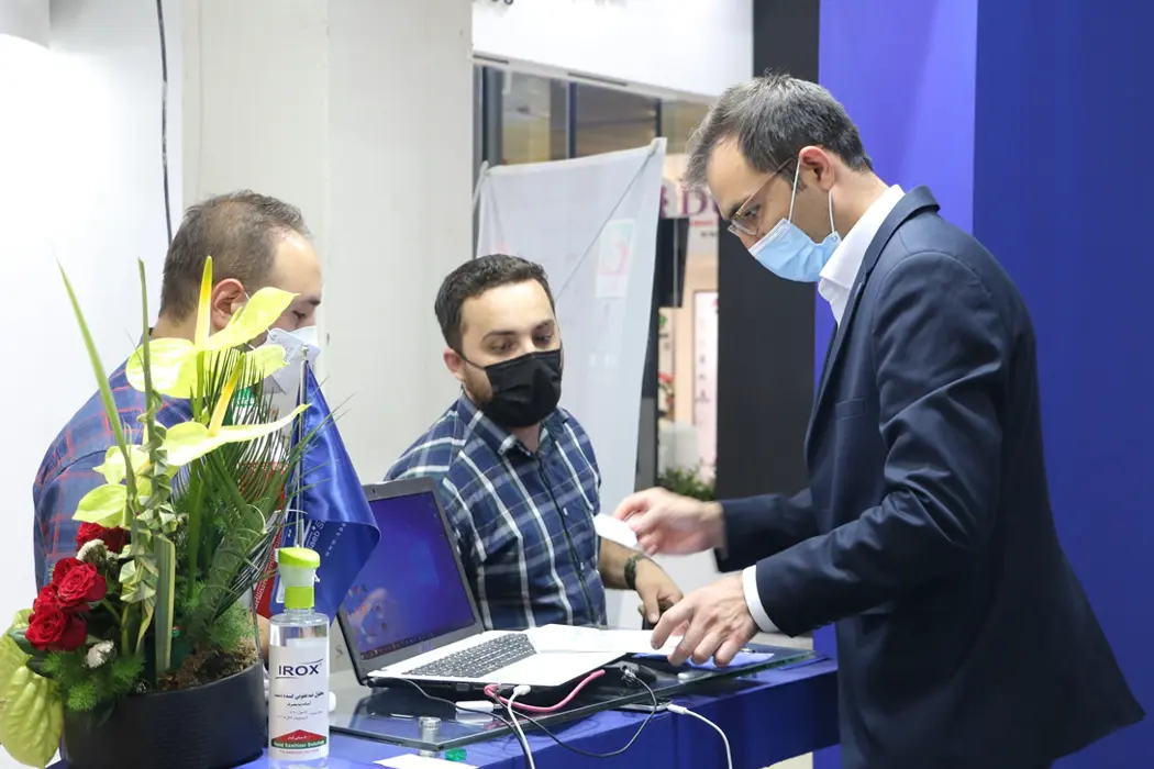 حضور بازدیدکنندگان محترم از غرفه مجتمع در هجدهمین نمایشگاه بین المللی متافوند تبریز
